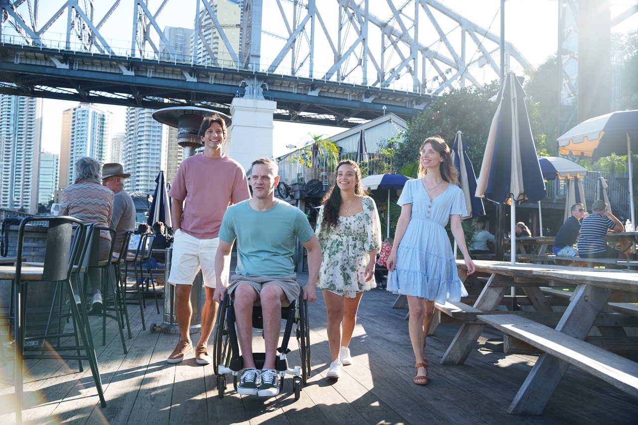Brisbane_HowardSmithWharves_HSW_FriendsWalking_Wheelchair_Accessible